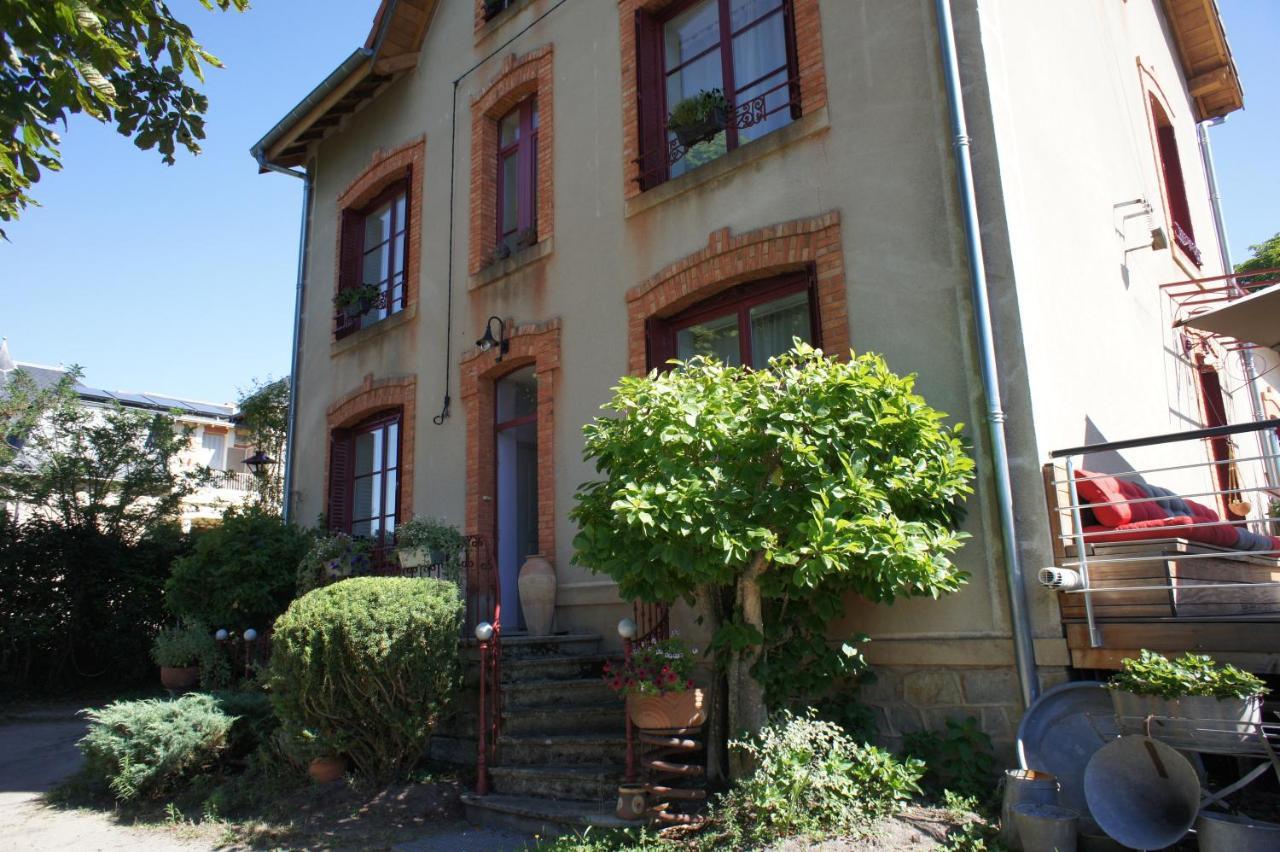 Mas Terre Chambres D'Hotes Lezoux Exteriör bild