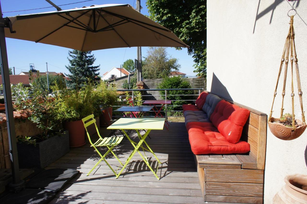 Mas Terre Chambres D'Hotes Lezoux Exteriör bild
